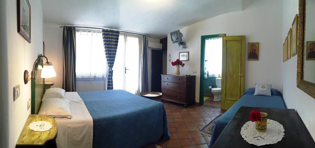 B&B Terre Di Sicilia Giardini Naxos Exterior foto